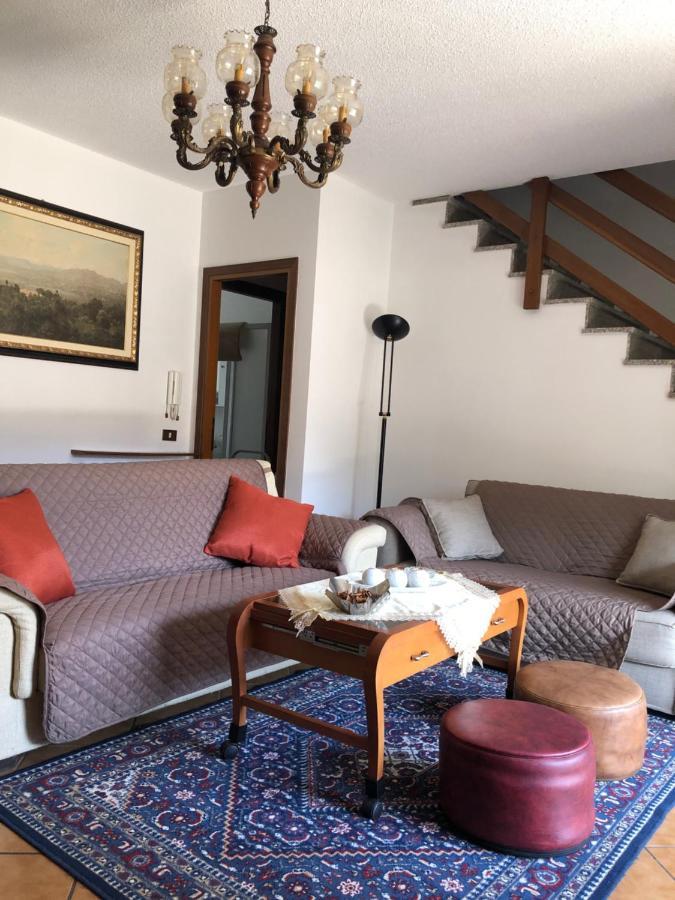 Casa Tiziana Lavena Ponte Tresa Exterior foto